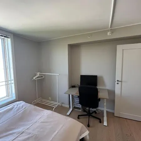 Penthouse W/view, Private Rooftop, Jacuzzi, Parking