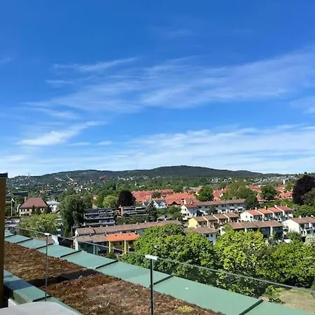 Leilighet Penthouse W/view, Private Rooftop, Jacuzzi, Parking