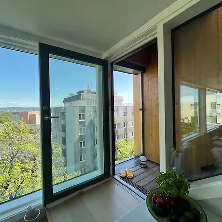 Penthouse W/view, Private Rooftop, Jacuzzi, Parking